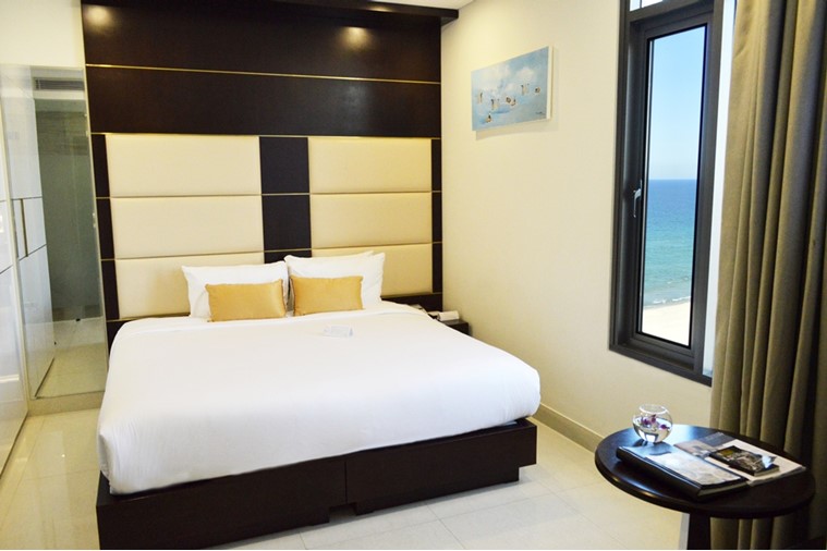 Holiday Beach Hotel Danang
